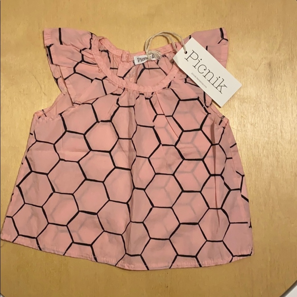 Picnik Pink honeycomb button back blouse